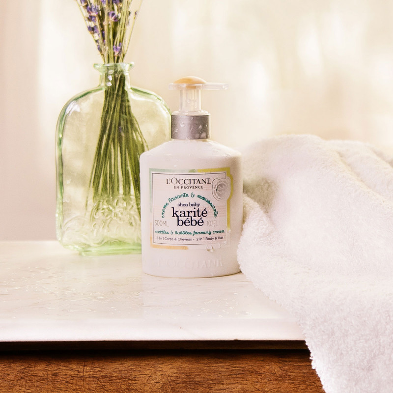 Крем-гель для купания 2 в 1 Карите-Малыш 300 мл