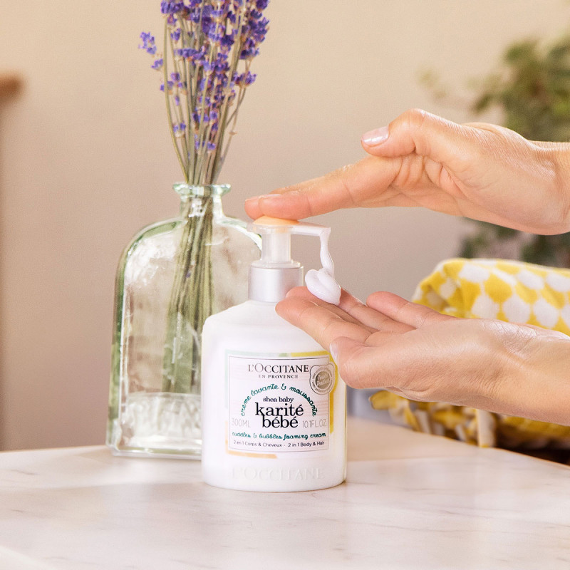 Крем-гель для купания 2 в 1 Карите-Малыш 300 мл