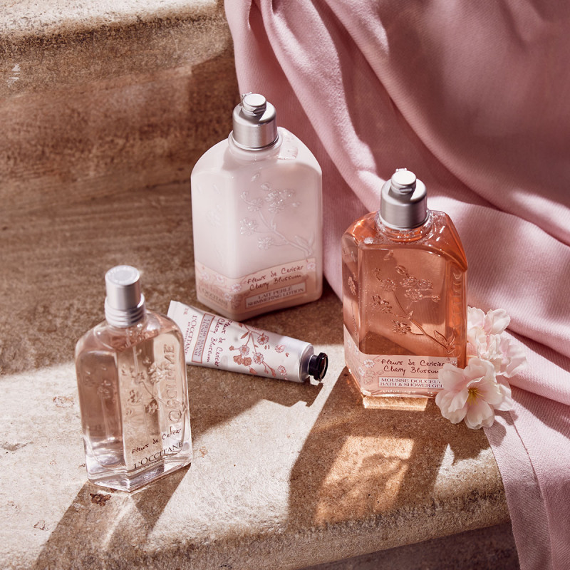 Крем для рук Вишневый цвет 75 мл