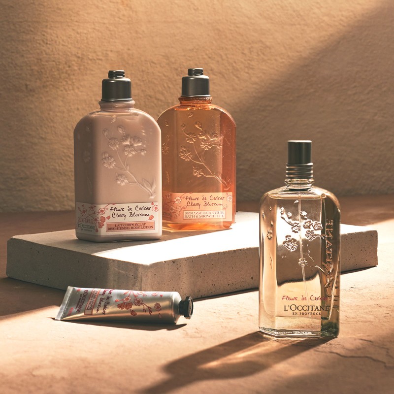 Бальзам для губ Вишневый цвет 12 мл